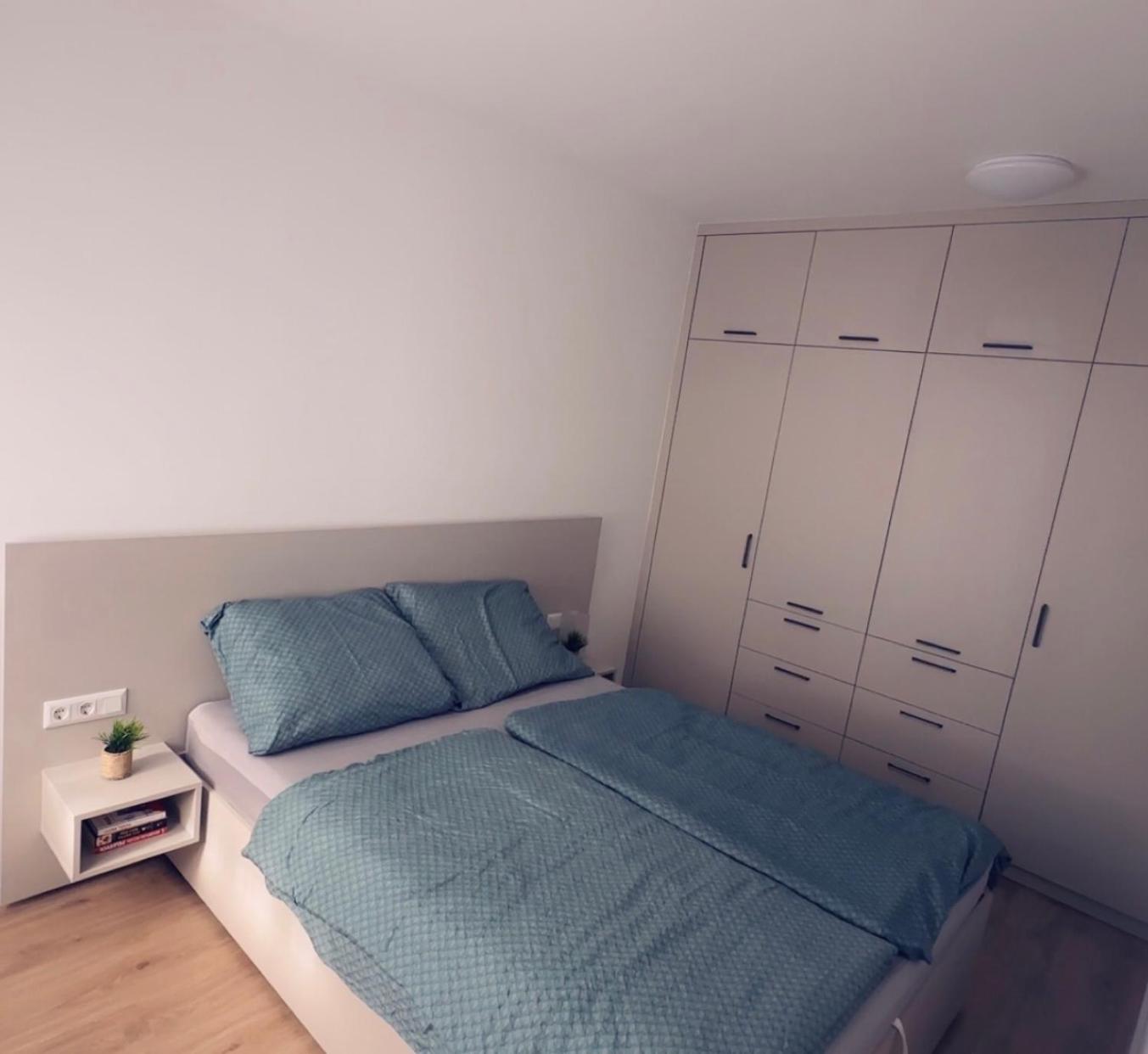 Koris Pool Apartments บูดาเปสต์ ภายนอก รูปภาพ